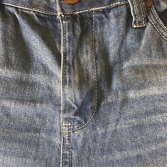 Natural Reflections Women’s Size 12, Vintage Reunion patched distress  jeans - Picture 3 of 6